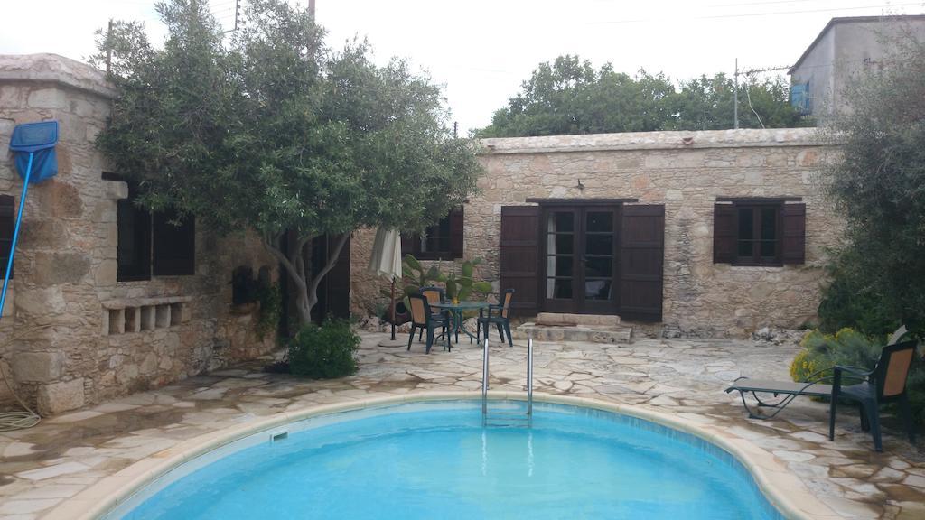 Kipseli Cottage Polis Cameră foto
